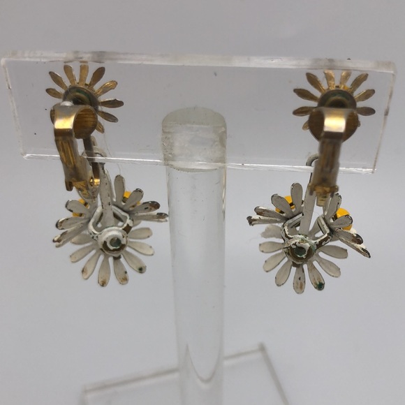 VTG Very Pretty Daisies Dangling Clip-ons - Picture 3 of 6